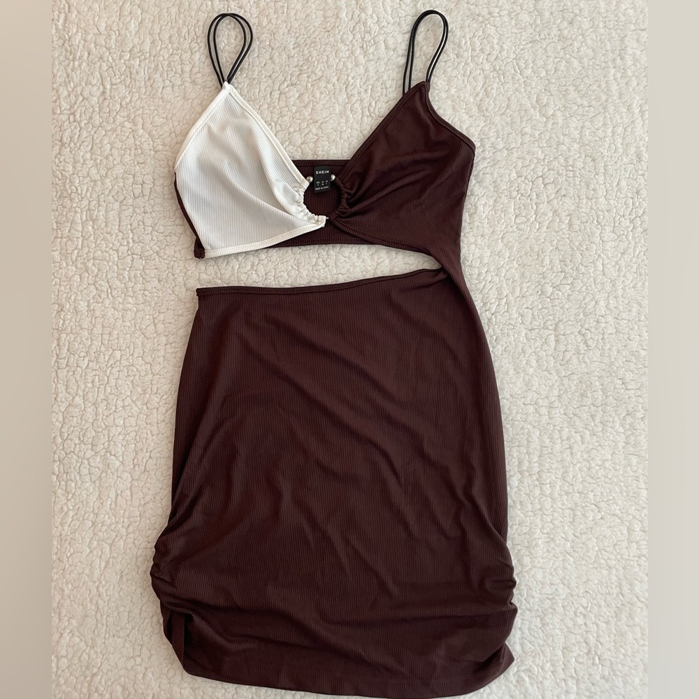 SHEIN O-ring detail cut-out rib-knit colorblock bodycon dress